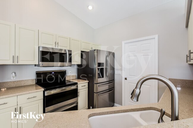 Photo - 1017 SE 5th Ave