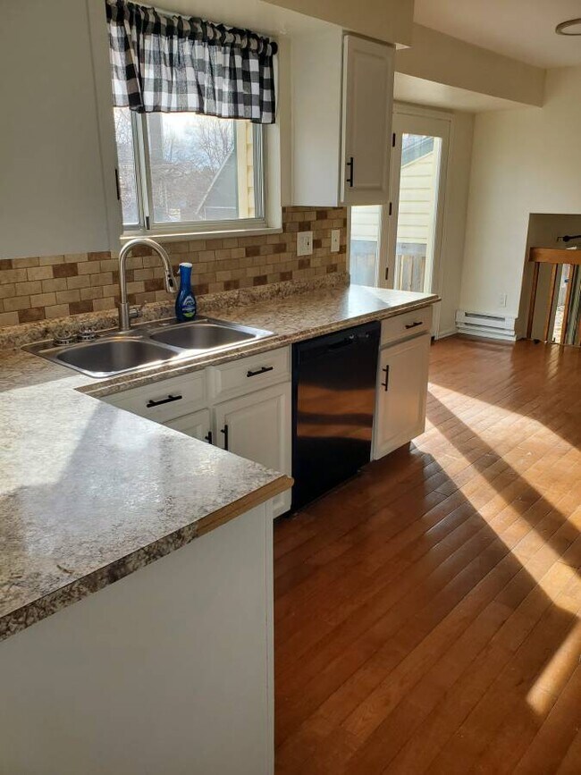 Photo - 2216 S Eagle Ct