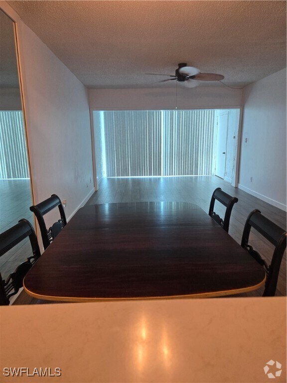 Building Photo - 1580 Pine Valley Dr Unit 304 Rental