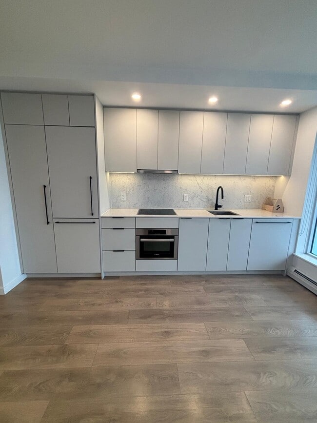 Photo - 409-13685 102 Avenue Unité 409