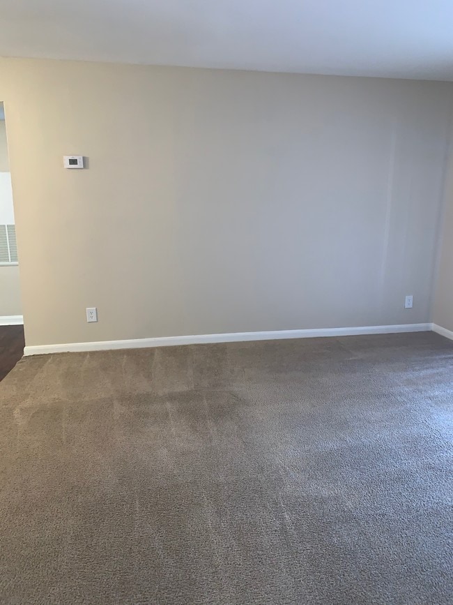 Photo - Hunt Garden Apartments