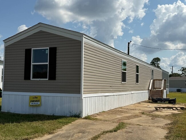 1901 Switzer Rd