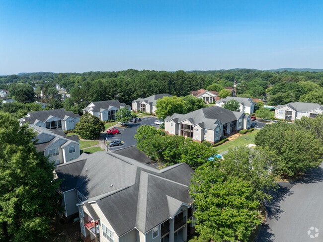 The Glen Apartments