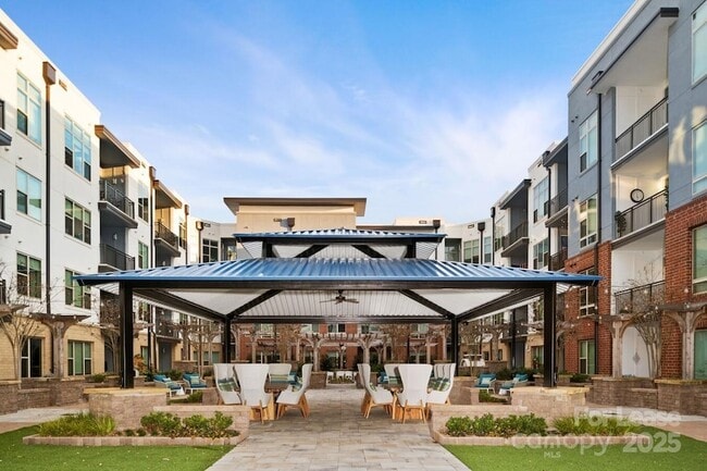 Photo - 345 Sharon Twp Ln Unidad C4