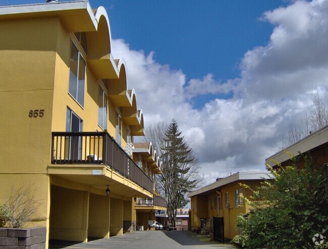Building Photo - Southwest Portland Condo with views! Unit 52