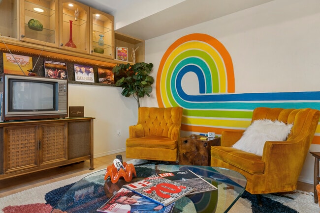 Building Photo - 14210 56th Ave S Unit Groovy Seattle Rental