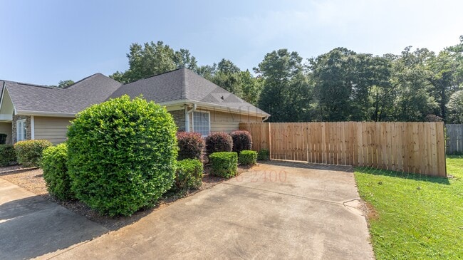 Photo - 251 Owens Rd