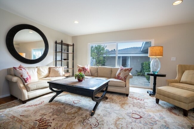 Photo - Furnished, Short & Or Flex term in Lunada Bay