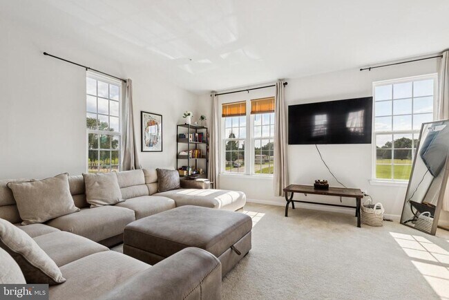 Photo - 274 Dr Andrews Way