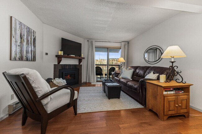 Photo - 3005 Village Dr Unit SI FL3-ID1564320P
