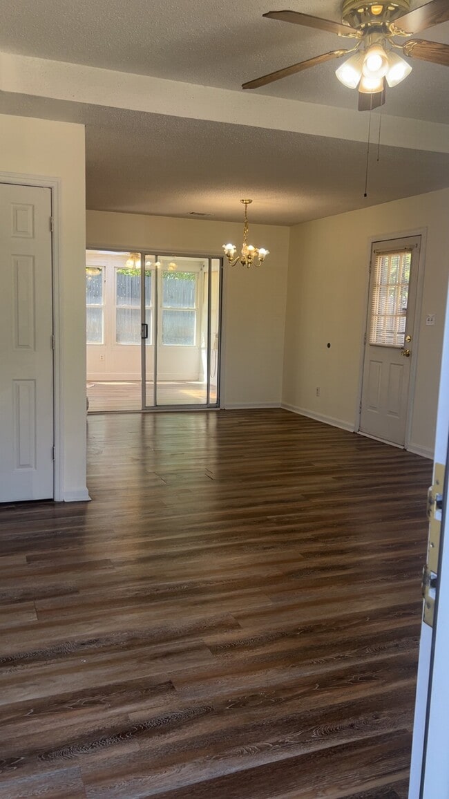 Photo - 3622 Pebble Creek Dr