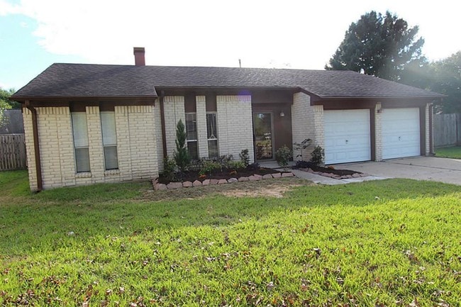 Photo - 4330 Maple Cross Dr Casa