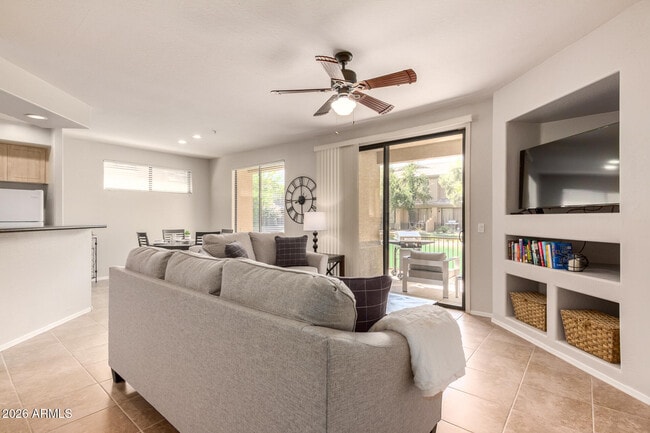 705 W Queen Creek Rd Unit 1073