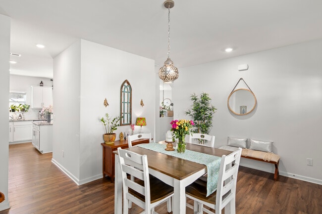 Photo - 172 Monroe Creek Blvd