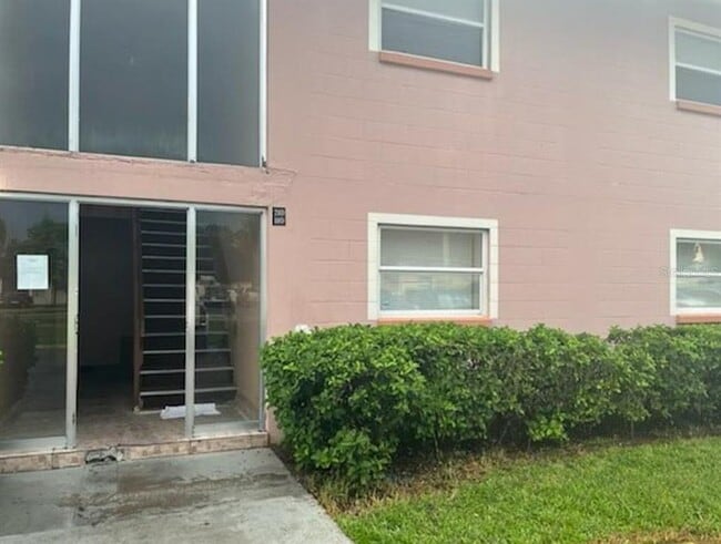 Building Photo - 5885 Dahlia Dr Unit 19 Rental