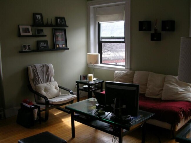 531 Beacon St Unit 8