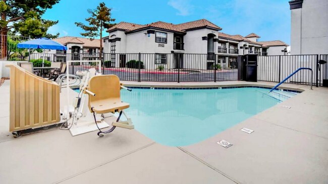 Photo - 4909 S Wendler Dr Unit A101