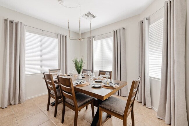 Photo - 2372 E Sequoia Dr Unidad ID1309631P