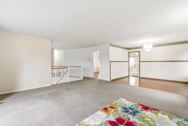 Photo - 9335-152A 152A St
