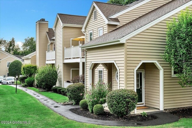 Photo - 724 Hampton Pl Blvd Rental