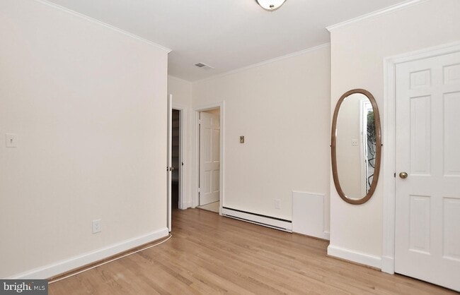 Photo - 4509 Ellicott St NW
