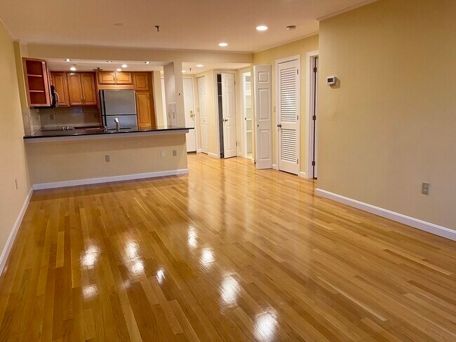 Photo - 20 Webster St Unit 405