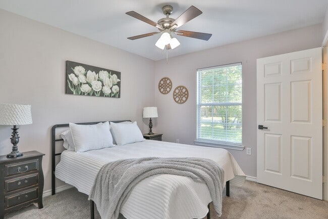 Photo - 4002 Avenue N 1/2