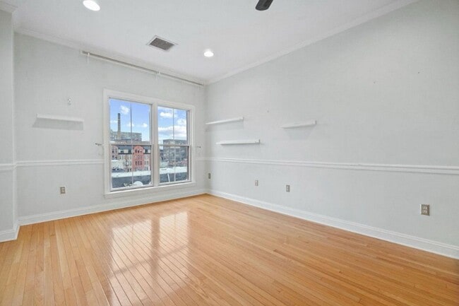 Photo - 84 Adams St