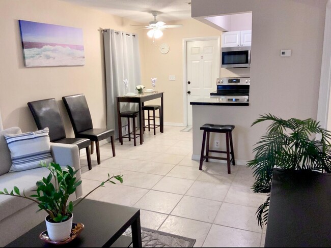 Building Photo - 615 NW 18th St Rental