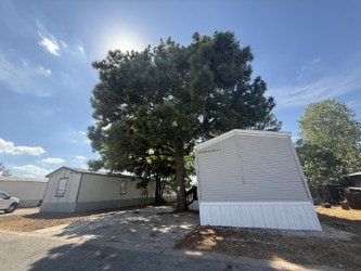 Building Photo - 135 Bosque