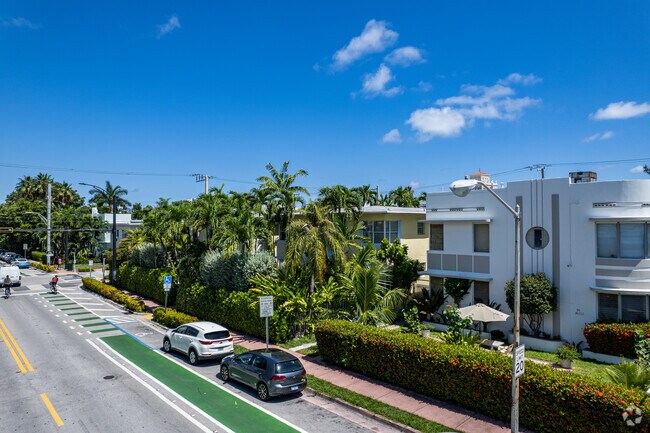 Photo - Henderson Apartments