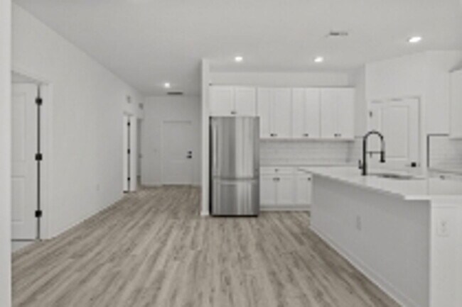 Building Photo - 1111 Ichabod Ave