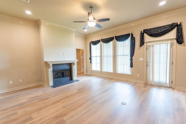Photo - Freshly Updated 4-Bedroom Home in Norris Ferry Landing