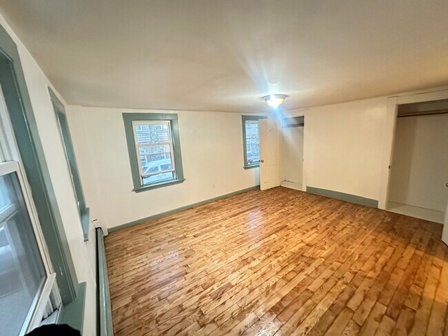 Photo - 56 7th St Unit 1