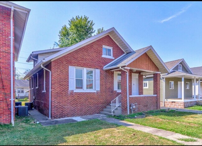 Photo - 1263 Washington Ave