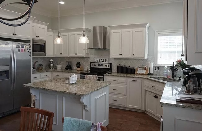 Photo - Luxury Living in Valdosta: Elegant 4BR/2BA...