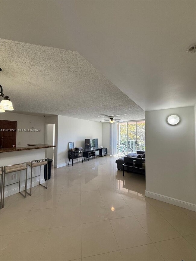 Photo - 12124 St.Andrews Pl Unidad 209