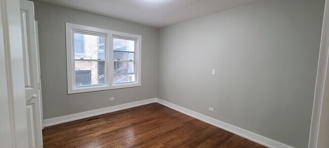 Photo - 5144 N Avers Ave