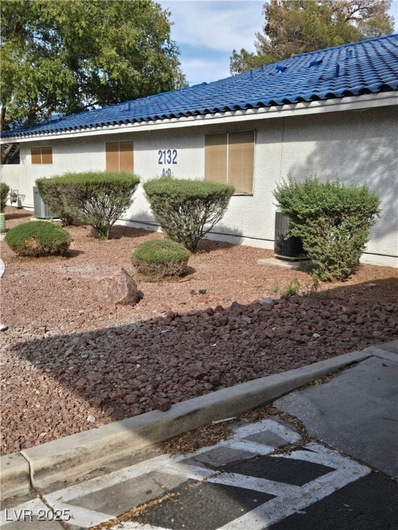 Building Photo - 2132 Willowbury Dr Unit D