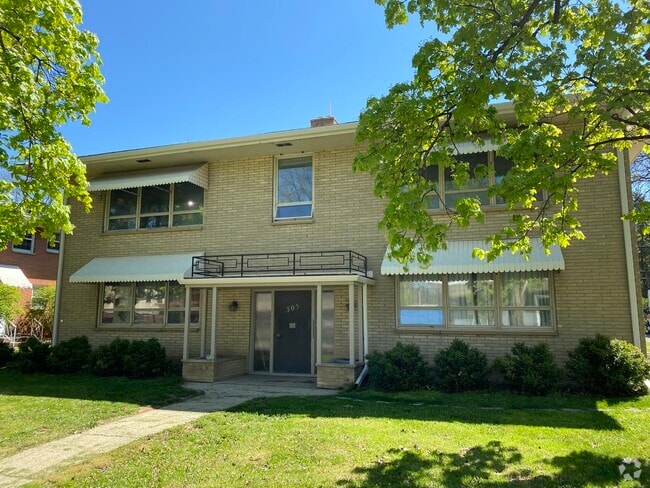 Building Photo - 305 N Midvale Blvd Unit C Rental