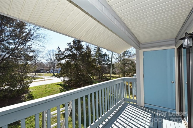 Photo - 1185 Harrowfield RD Management company Select Real Estate Group INC Unit 8175
