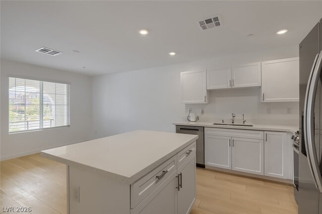 Photo - 951 Jigglypuff Pl