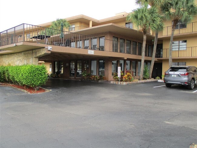 Photo - 9370 SW 8th St Unit 312