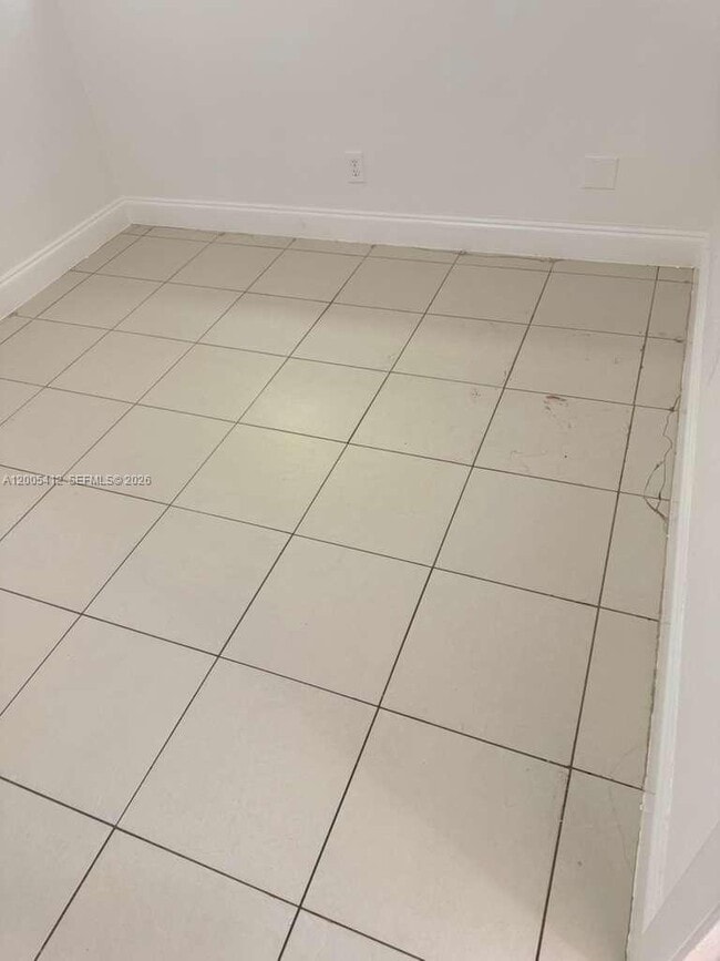 Photo - 1942 Adams St Unit 1944