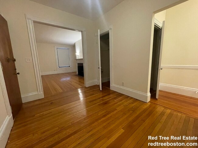 Photo - 504 Beacon St Unit 21