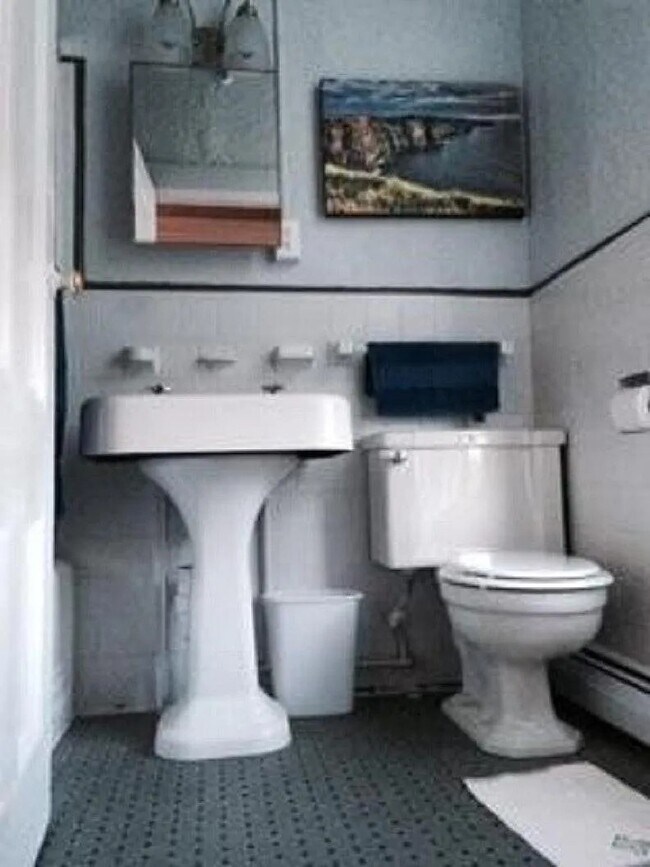 Photo - 182 Bowen St Unit #10