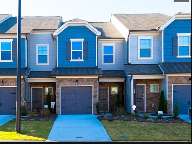 Photo - 130 Rubrum Dr