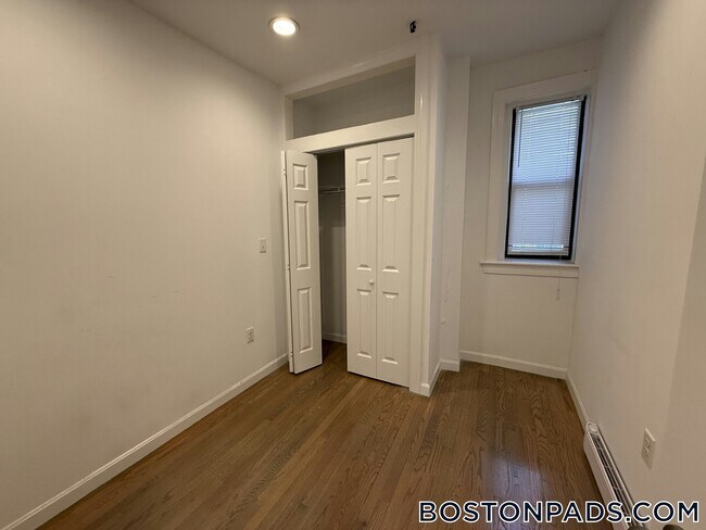 Photo - 19 Peterborough St Unidad 14