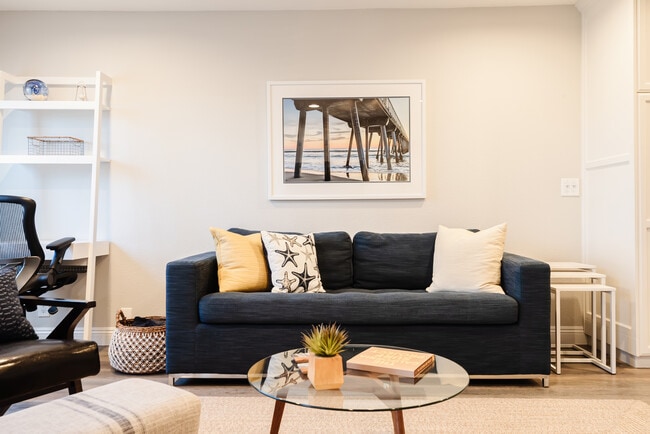 Photo - 2411 Prospect Ave Unit 215