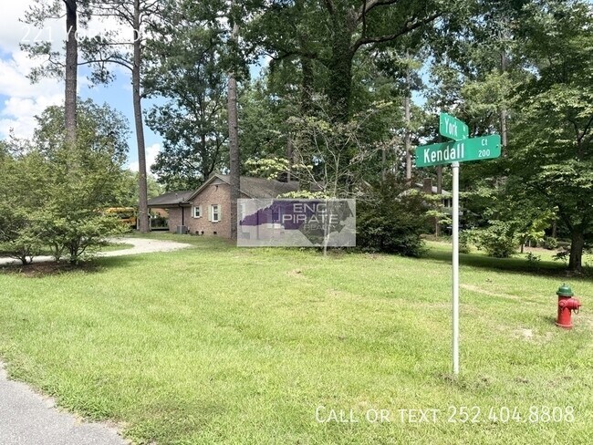 221 York Rd